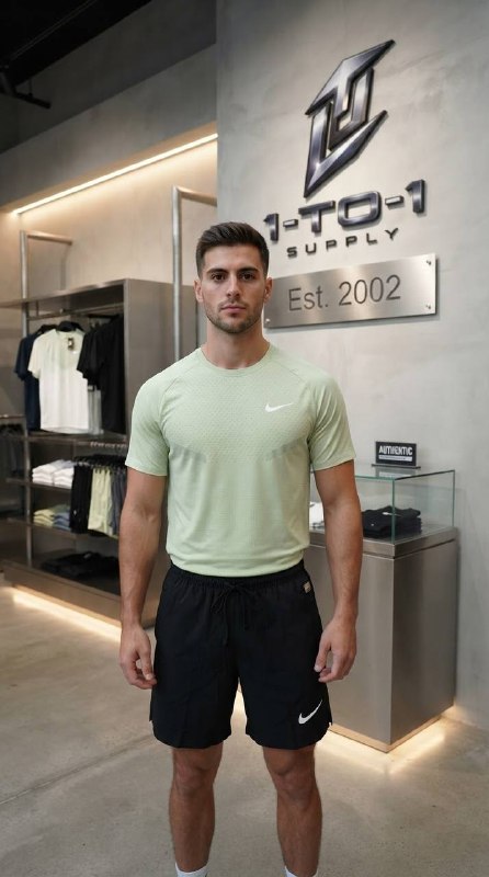 Nike Dri-Fit Miler - T-Shirt & Shorts Set - Green/Black